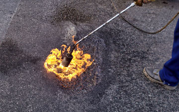 Yarrow Feus flat roofing repairs